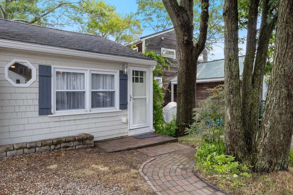 Image 47 of property listing at 24 Walnut Avenue, Hampton, NH 03842