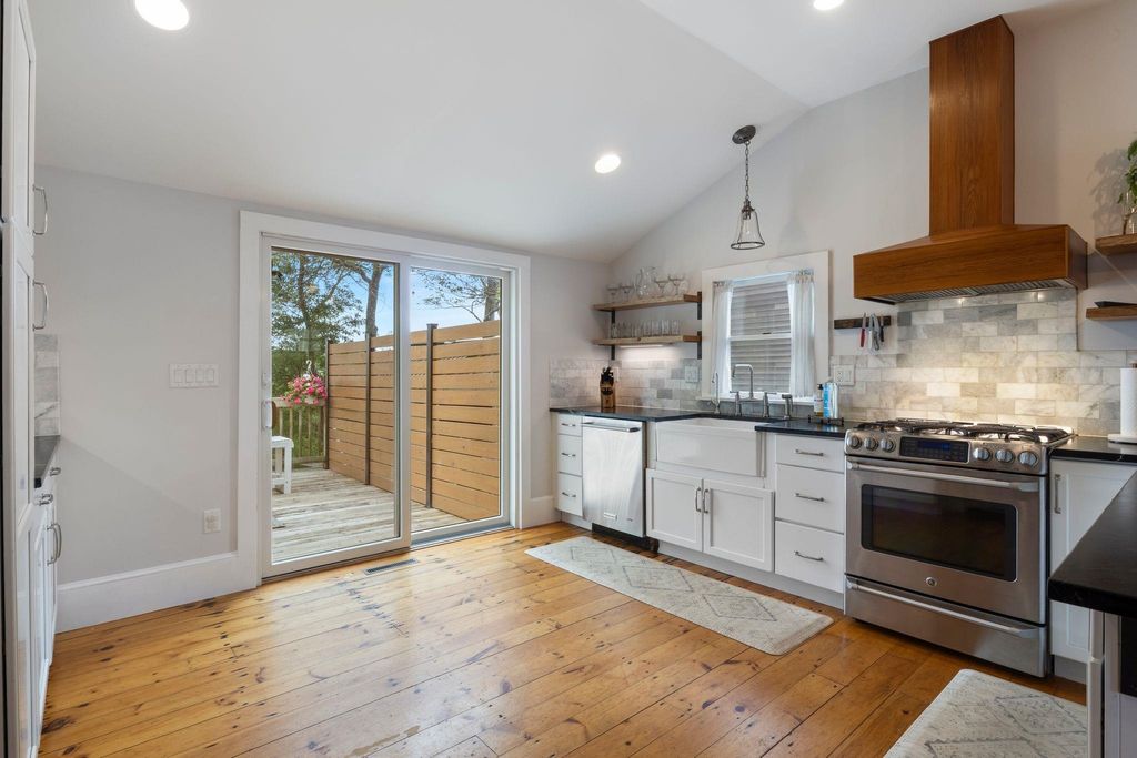 Image 6 of property listing at 24 Walnut Avenue, Hampton, NH 03842