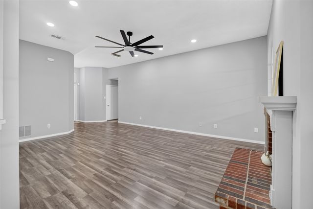 3514 Daisy Lane, Grand Prairie, TX 75052