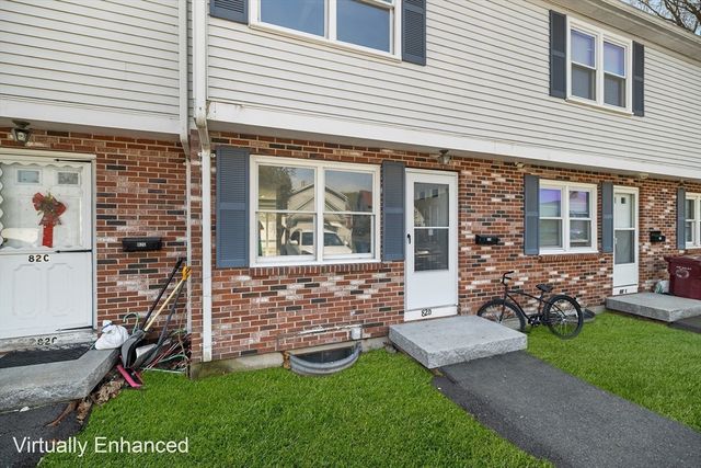 82 Waldo St D, Lowell, MA 01852