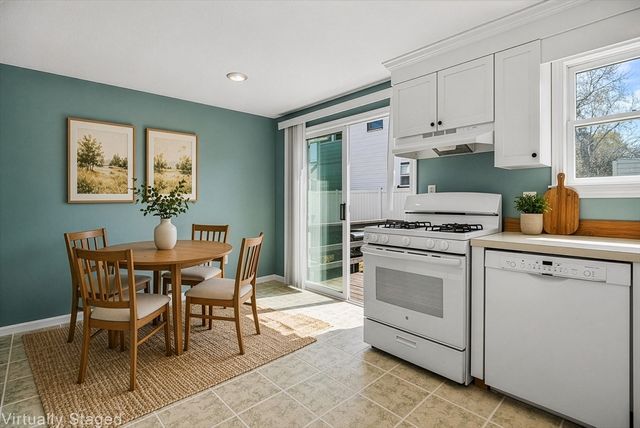 82 Waldo St D, Lowell, MA 01852