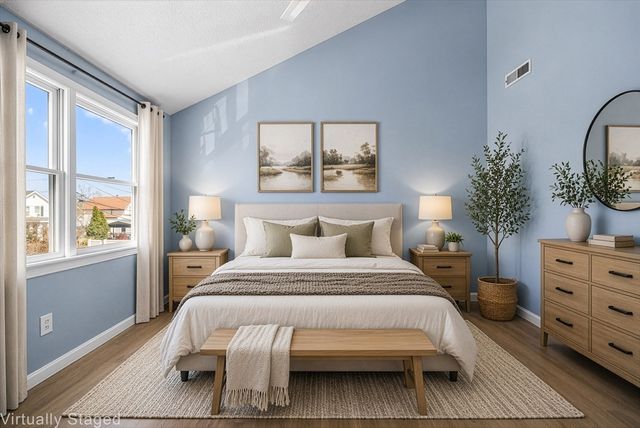 82 Waldo St D, Lowell, MA 01852