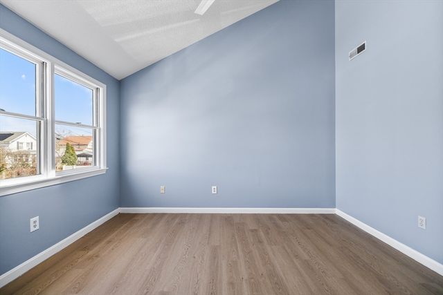 82 Waldo St D, Lowell, MA 01852