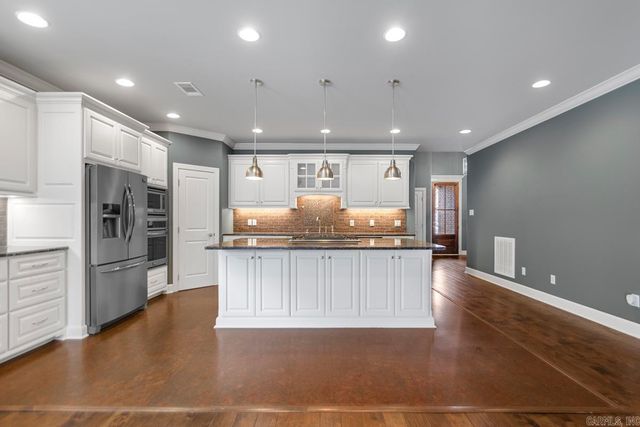 9 Bishop Place, Little Rock, AR 72223