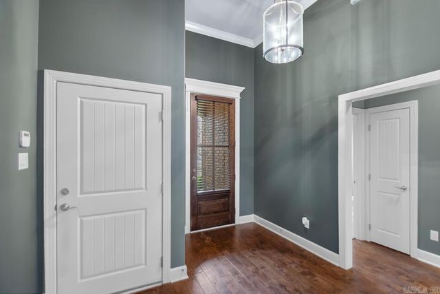 9 Bishop Place, Little Rock, AR 72223