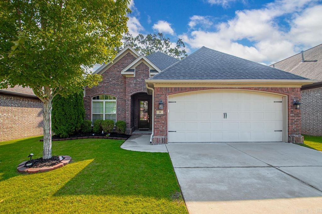 9 Bishop Place, Little Rock, AR 72223