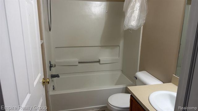 4334 Schaefer Road, Dearborn, MI 48126