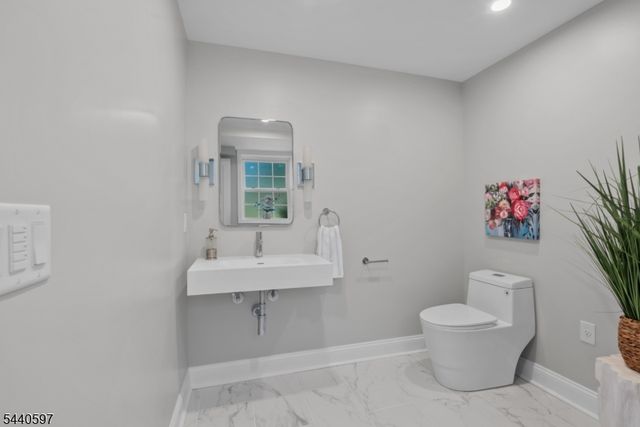101 Gates Ave C-1, Montclair Twp., NJ 07042