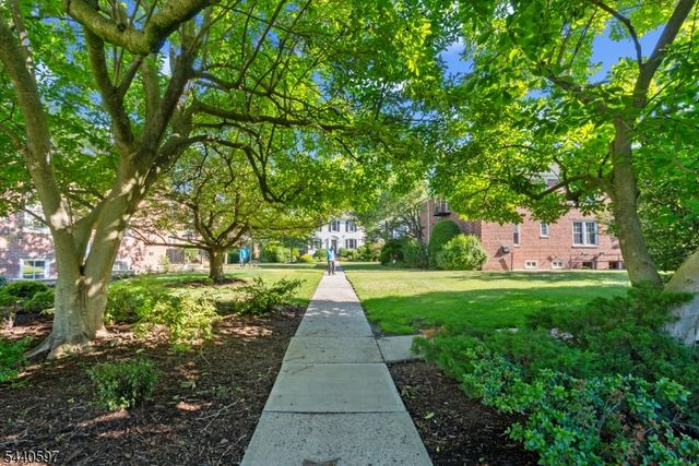 101 Gates Ave C-1, Montclair Twp., NJ 07042