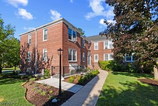 101 Gates Ave C-1, Montclair Twp., NJ 07042