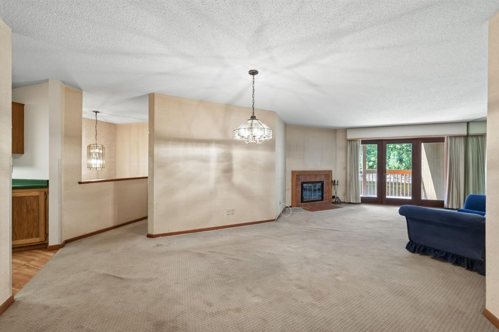 15695 Sussex Drive, Minnetonka, MN 55345 — photo 3