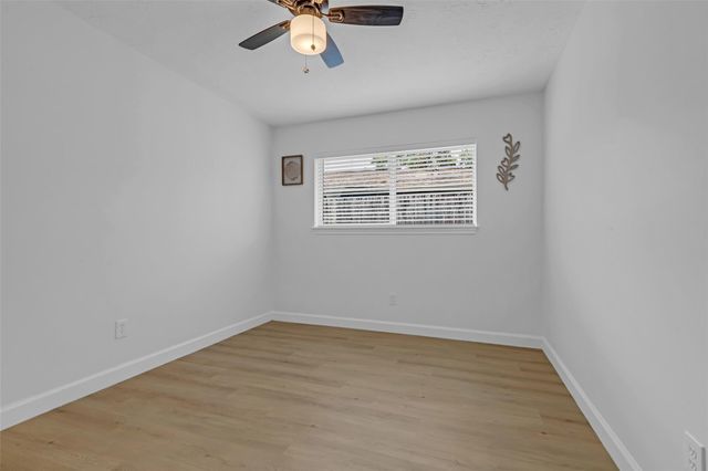 9607 Kemp Forest Drive, Houston, TX 77080