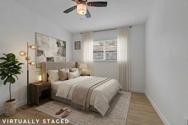 9607 Kemp Forest Drive, Houston, TX 77080