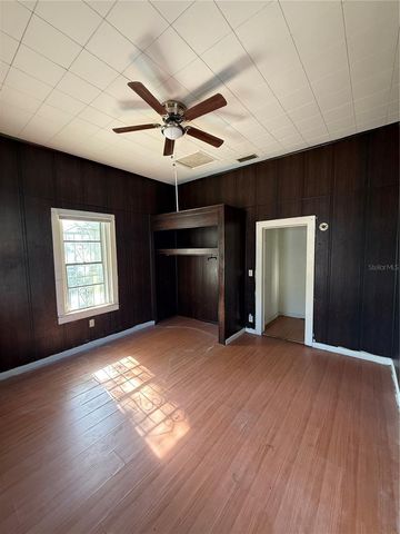 1209 E DR MARTIN LUTHER KING JR BOULEVARD, Tampa, FL 33603