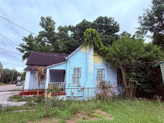 1209 E DR MARTIN LUTHER KING JR BOULEVARD, Tampa, FL 33603