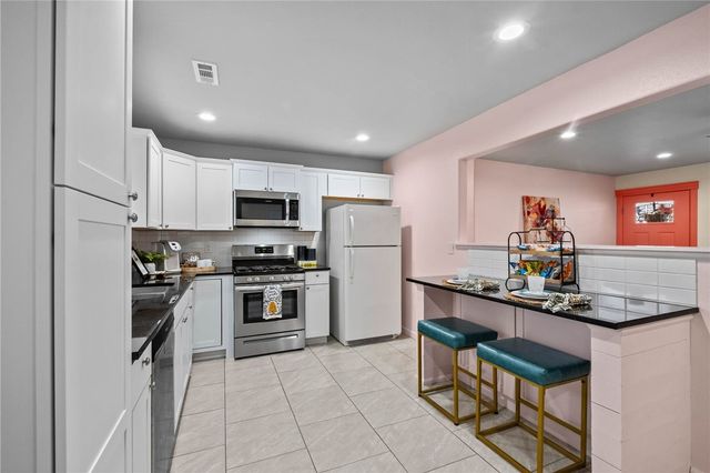 2003 Dee Avenue, Springdale, AR 72762