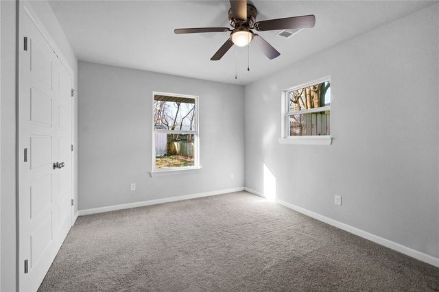 2003 Dee Avenue, Springdale, AR 72762