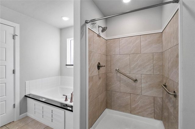 2003 Dee Avenue, Springdale, AR 72762