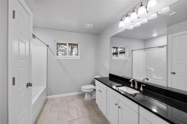 2003 Dee Avenue, Springdale, AR 72762