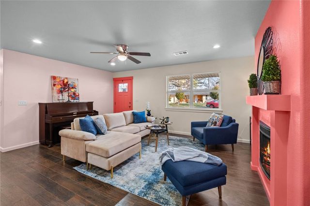 2003 Dee Avenue, Springdale, AR 72762