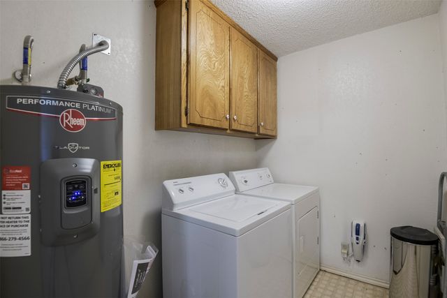 301 Vinyard Drive, Waxahachie, TX 75167