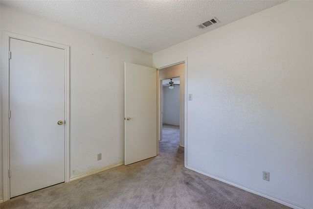301 Vinyard Drive, Waxahachie, TX 75167