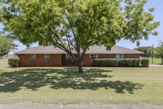 301 Vinyard Drive, Waxahachie, TX 75167