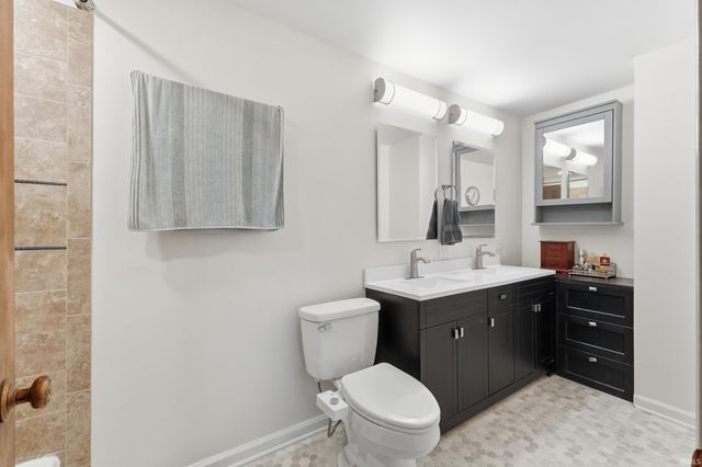 1310 Traders Crossing, Fort Wayne, IN 46845