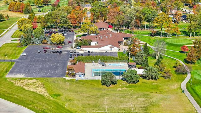 1310 Traders Crossing, Fort Wayne, IN 46845