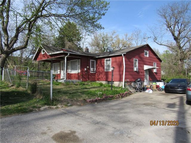 1631 N 32nd Street, Kansas City, KS 66102