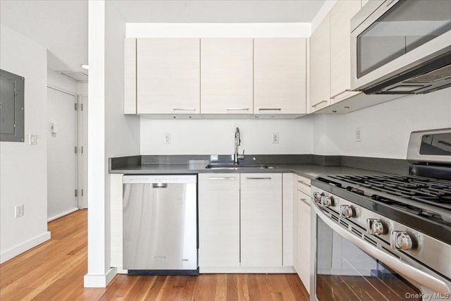 106-20 70th Avenue 4B, Forest Hills, NY 11375