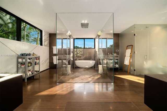 4780 SW 86th Ter, Miami, FL 33143