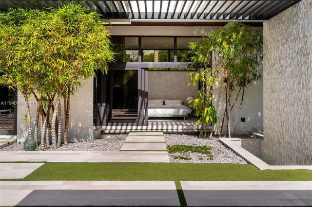 4780 SW 86th Ter, Miami, FL 33143