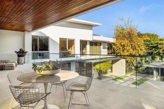 4780 SW 86th Ter, Miami, FL 33143