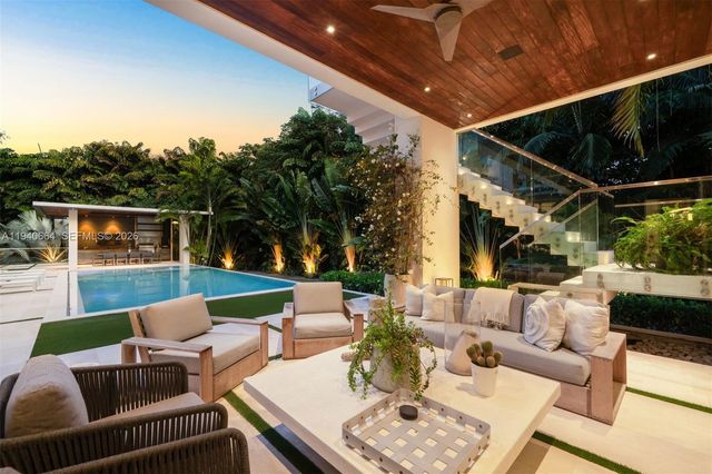 4780 SW 86th Ter, Miami, FL 33143