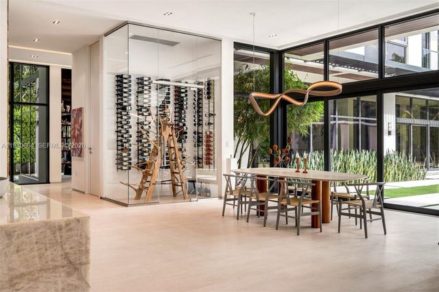 4780 SW 86th Ter, Miami, FL 33143