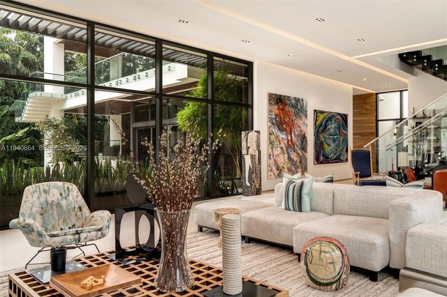 4780 SW 86th Ter, Miami, FL 33143