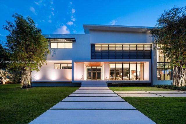 4780 SW 86th Ter, Miami, FL 33143