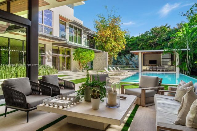 4780 SW 86th Ter, Miami, FL 33143