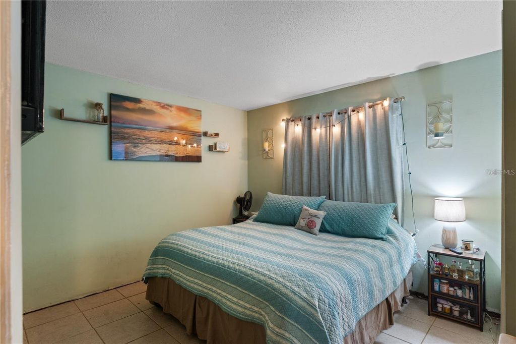 Image 11 of property listing at 2904 ALLISON DRIVE, Orlando, FL 32826