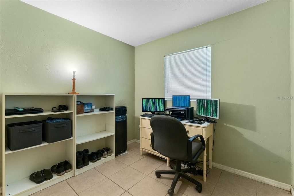 Image 8 of property listing at 2904 ALLISON DRIVE, Orlando, FL 32826