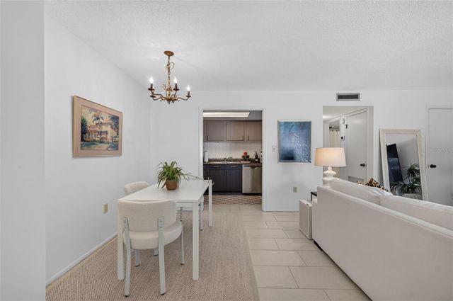 644 N KNOWLES AVENUE 3, Winter Park, FL 32789