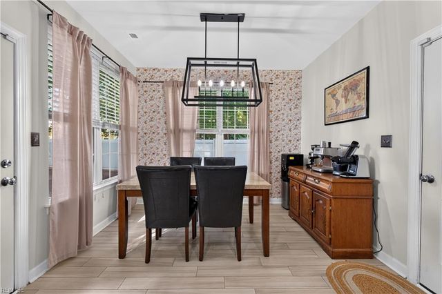 1032 Meadows Reach CIR, Suffolk, VA 23434
