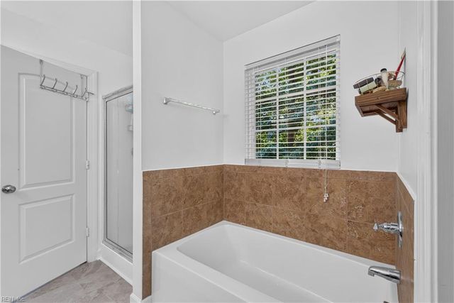1032 Meadows Reach CIR, Suffolk, VA 23434