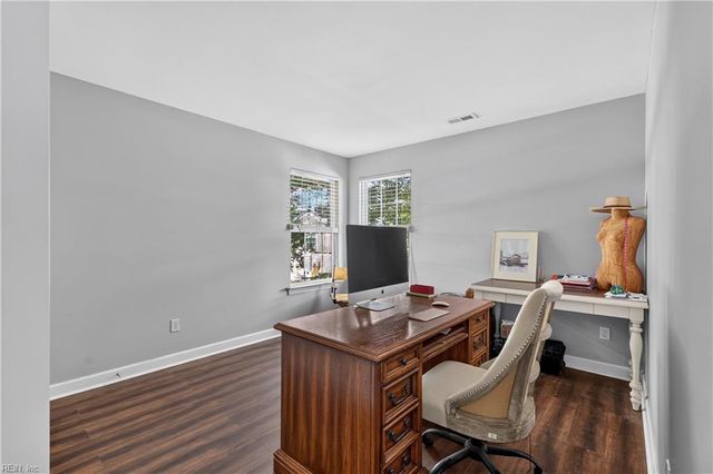 1032 Meadows Reach CIR, Suffolk, VA 23434
