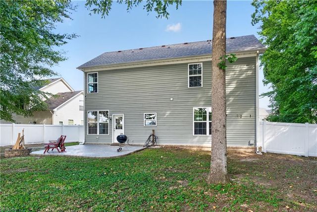 1032 Meadows Reach CIR, Suffolk, VA 23434