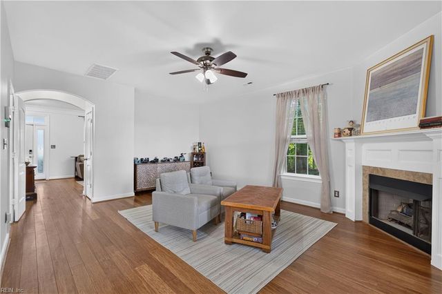 1032 Meadows Reach CIR, Suffolk, VA 23434
