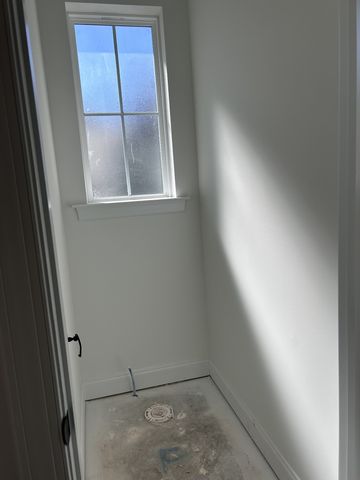 6157 Worthingtion Rd, Columbia, TN 38401