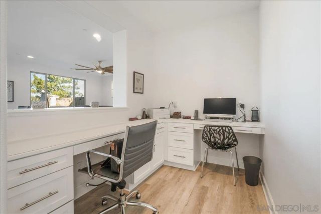 1517 Leonis Pl, Vista, CA 92083