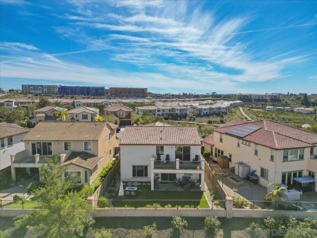 1517 Leonis Pl, Vista, CA 92083